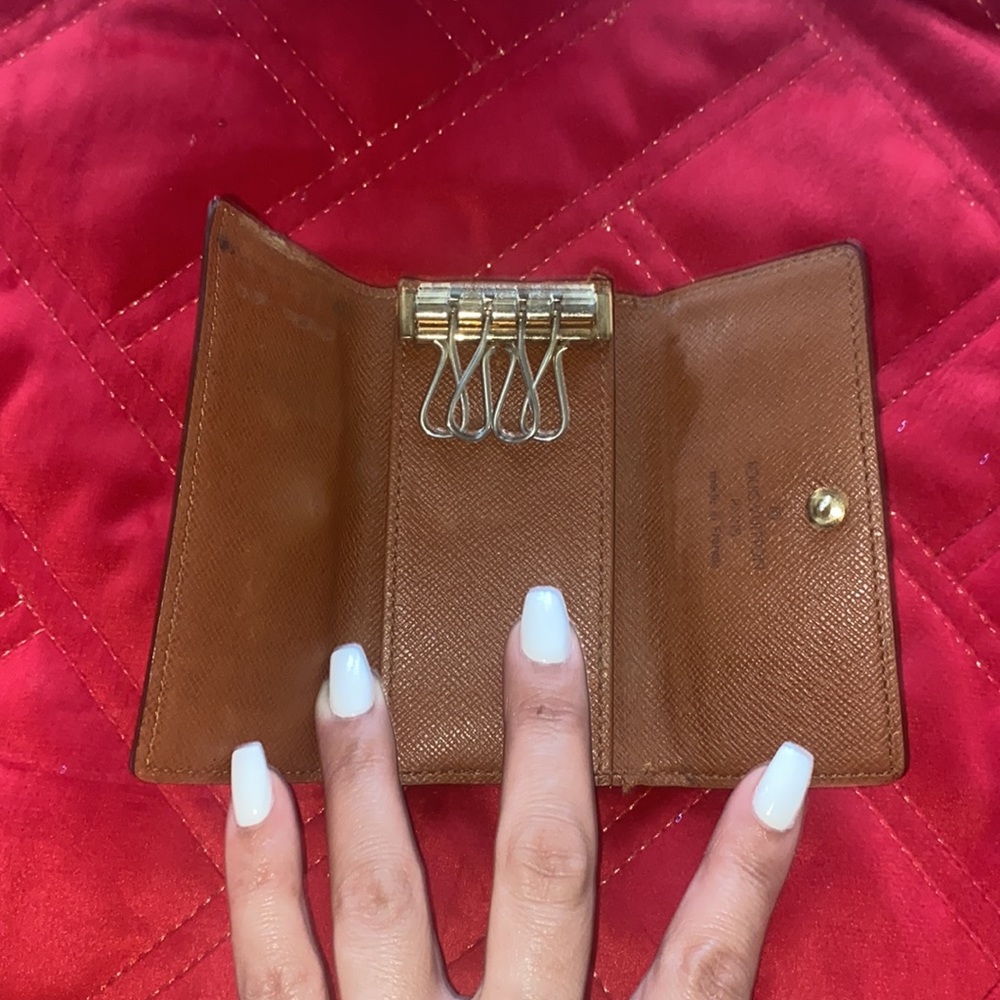 🔥Louis Vuitton key holder 🔥 - Picture 5 of 15